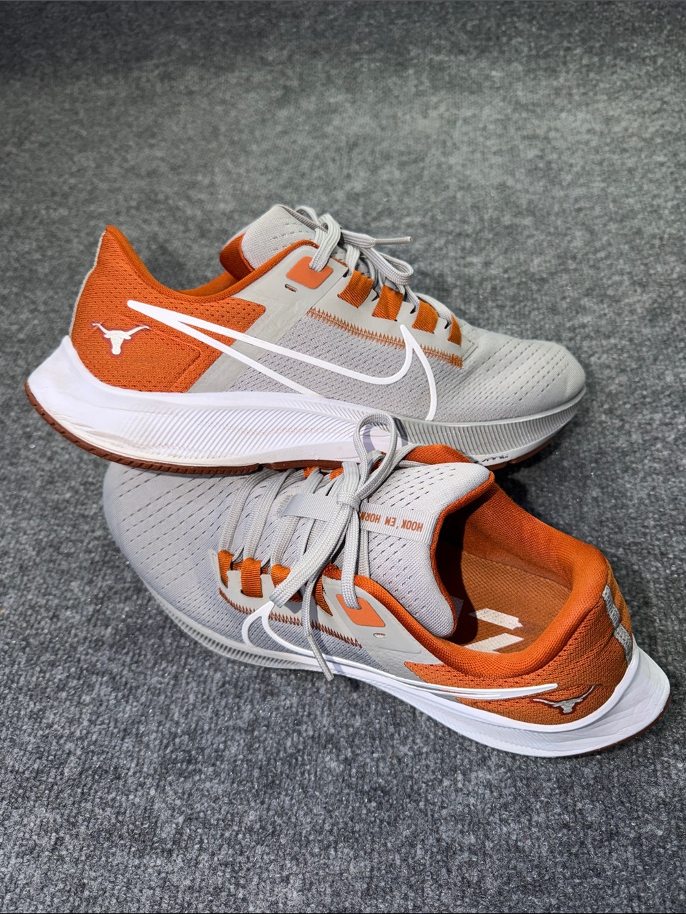 Nike Air Zoom Pegasus 38 Texas Longhorns running shoes Grey - White & Orange